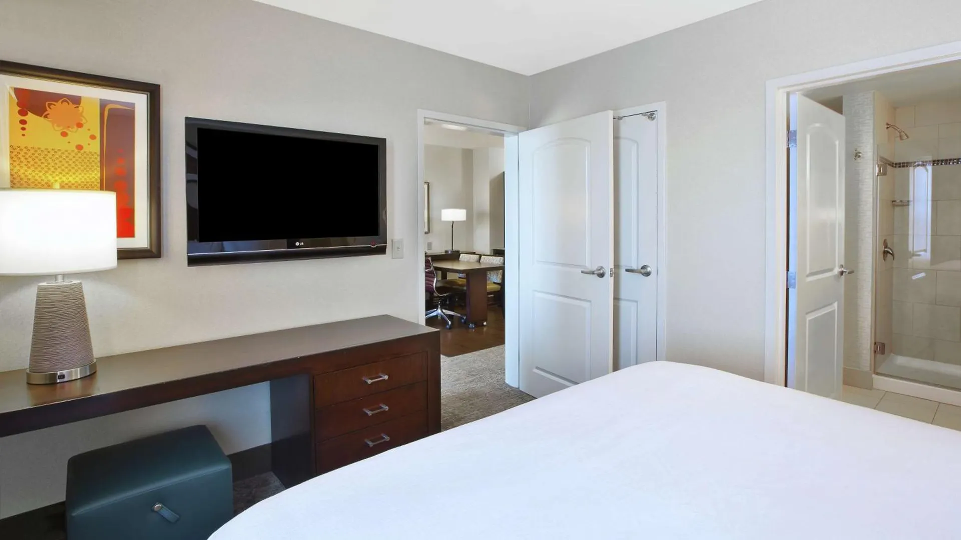 Embassy Suites Columbus - Airport Hotel