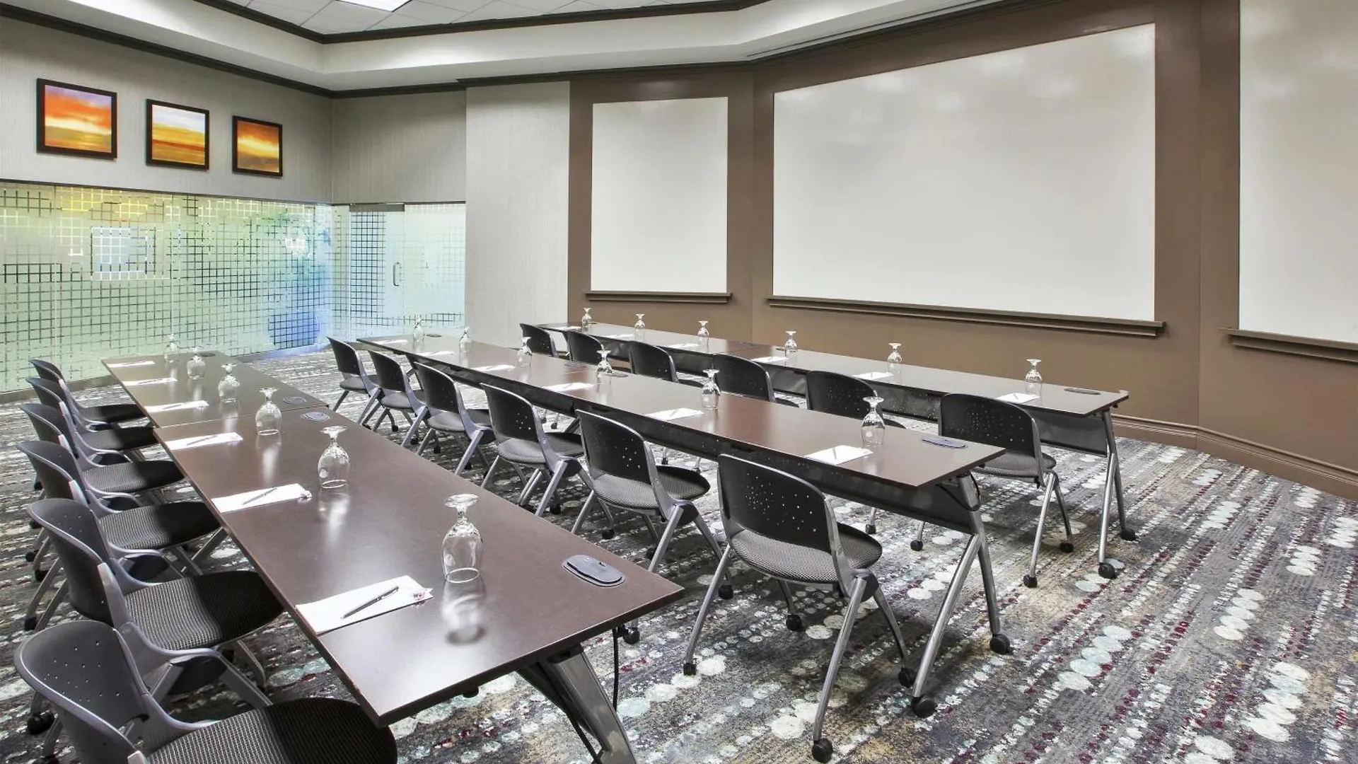 Hotel Embassy Suites Columbus - Airport