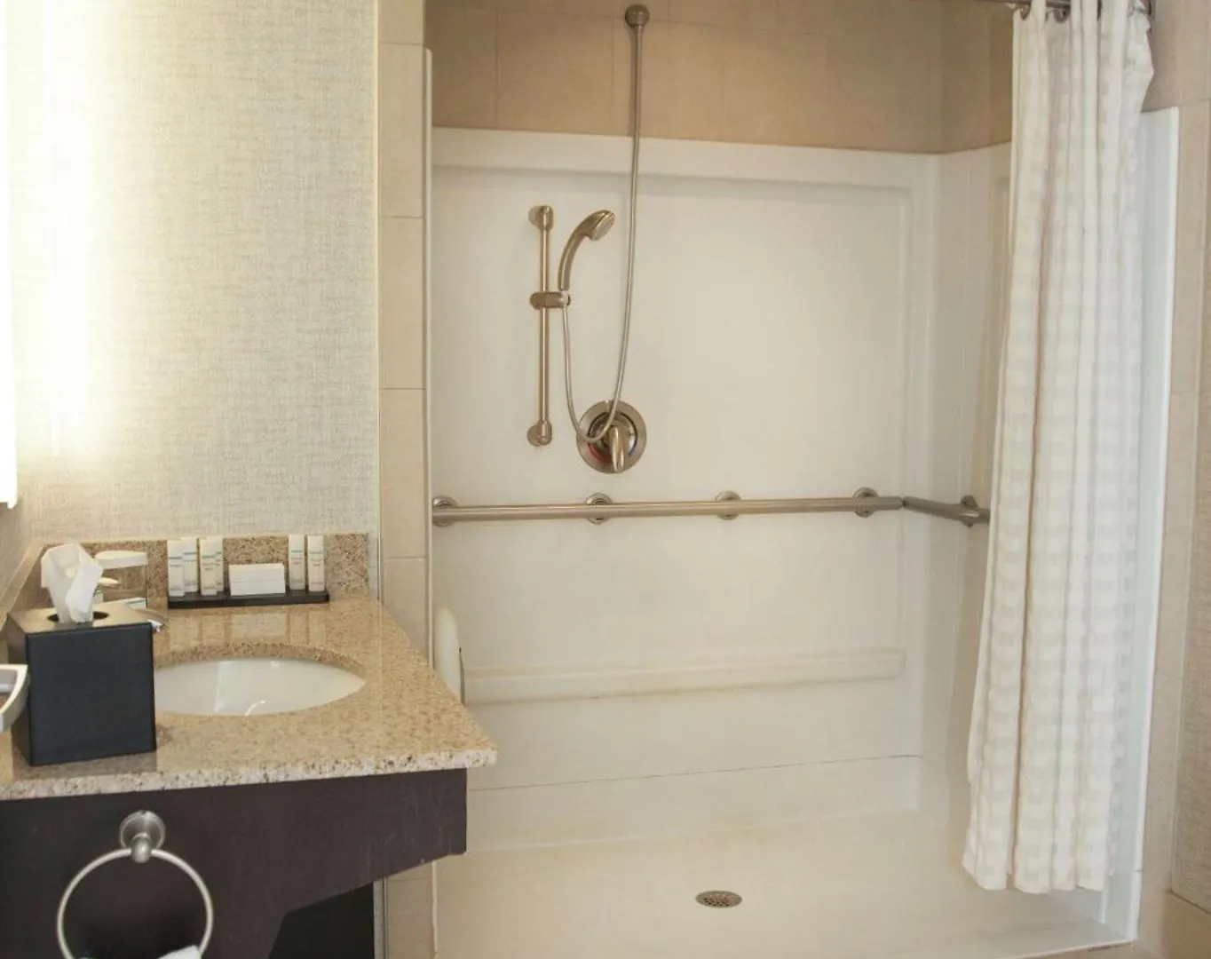 Hotel Embassy Suites Columbus - Airport