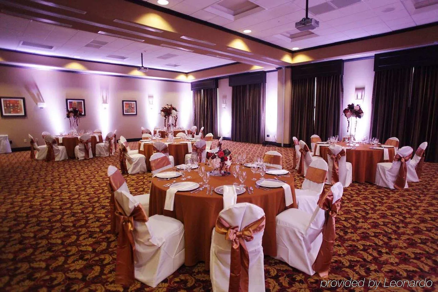 Hotel Embassy Suites Columbus - Airport